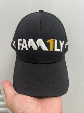 TaylorMade Fam1ly M2.19 Hat